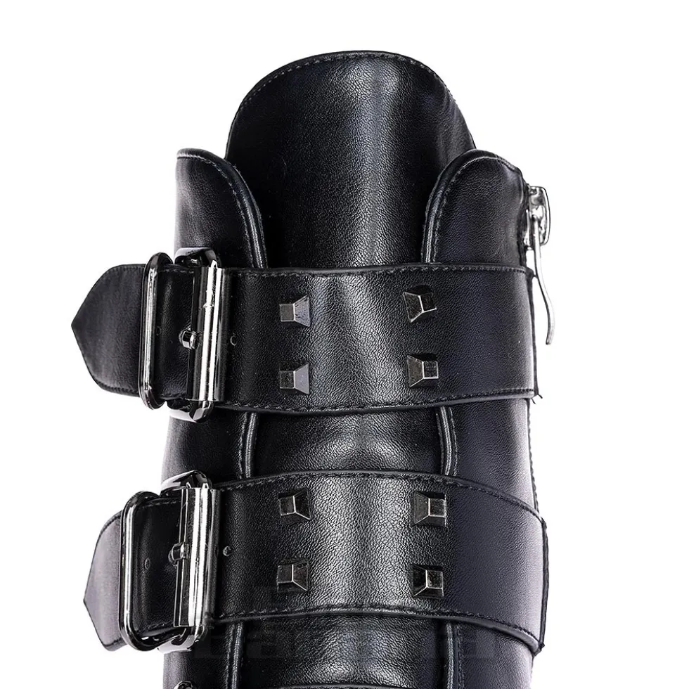 Bleeding Heart Buckle Boots (Black)