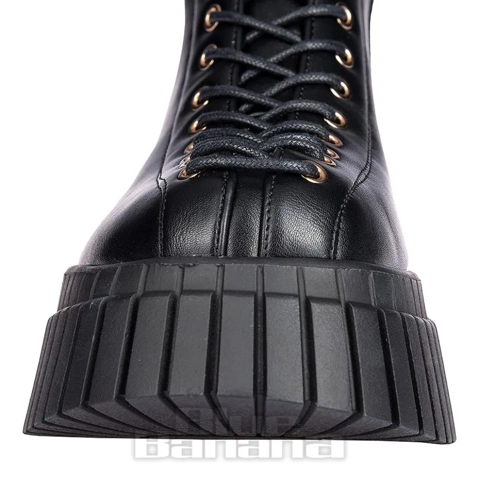 Bleeding Heart 15-Eye Boots (Black)